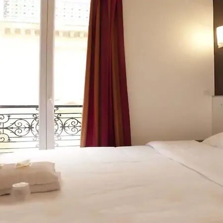Hotel Royal Wagram Paris