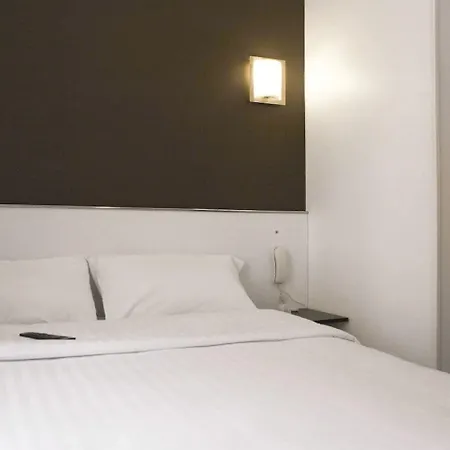 Hotel Royal Wagram