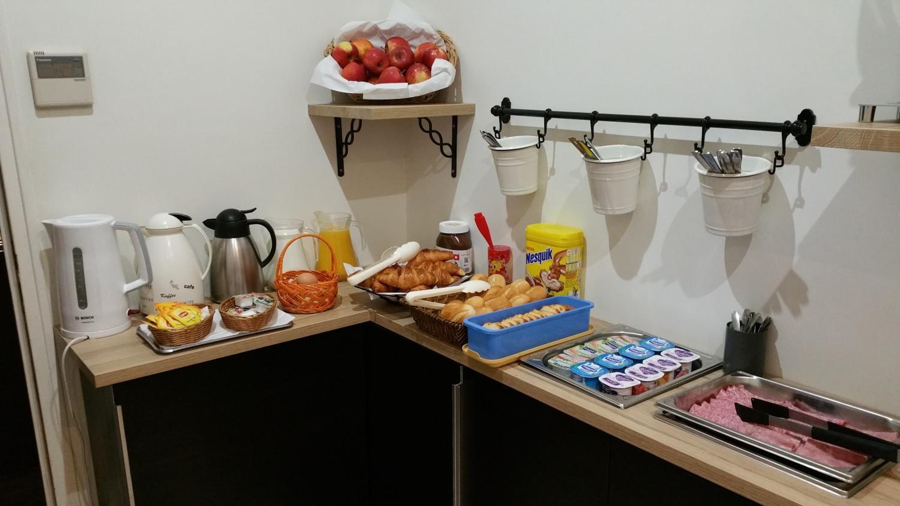 Hotel Royal Wagram 2*