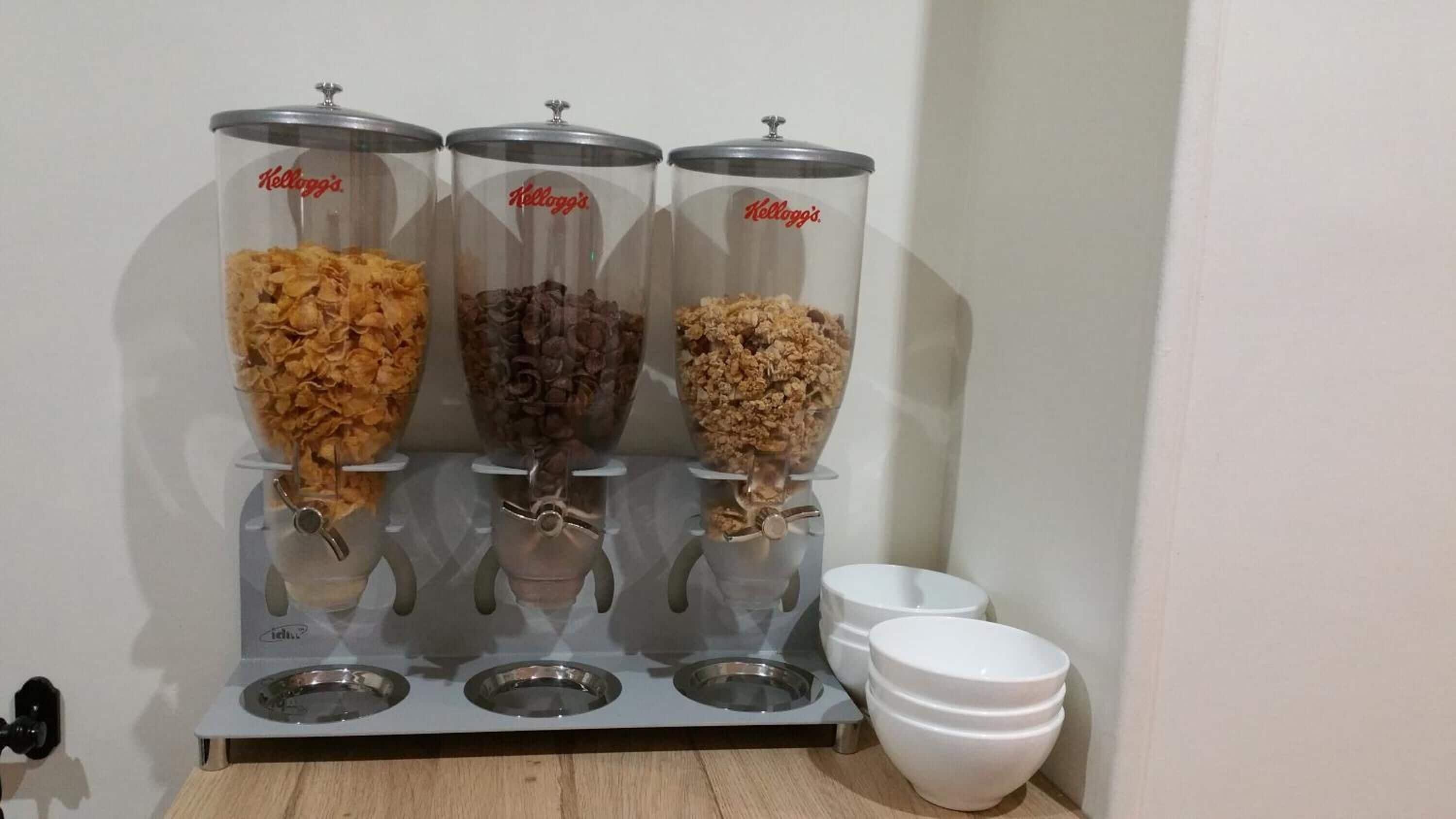 Hotel Royal Wagram 2*